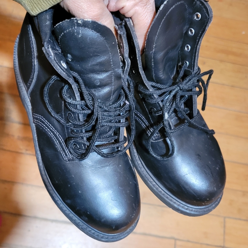 Airlft Black Women's Steel Toe Boots Leather Size 6 1/2